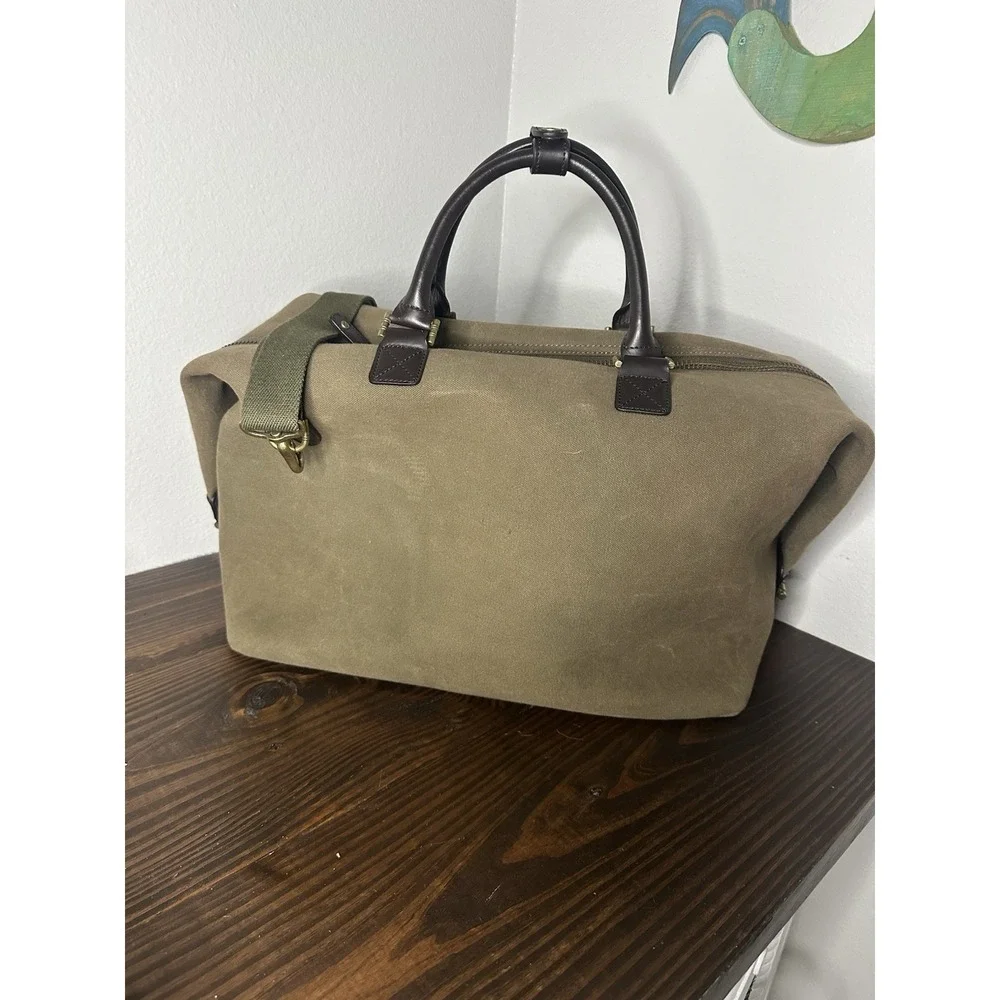 Tommy Bahama Canvas Duffle Bag Weekender Brown Travel Shoulder Carry On Luggage